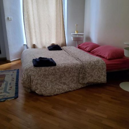 شقة آستي  في Antica Casa Oddone المظهر الخارجي الصورة