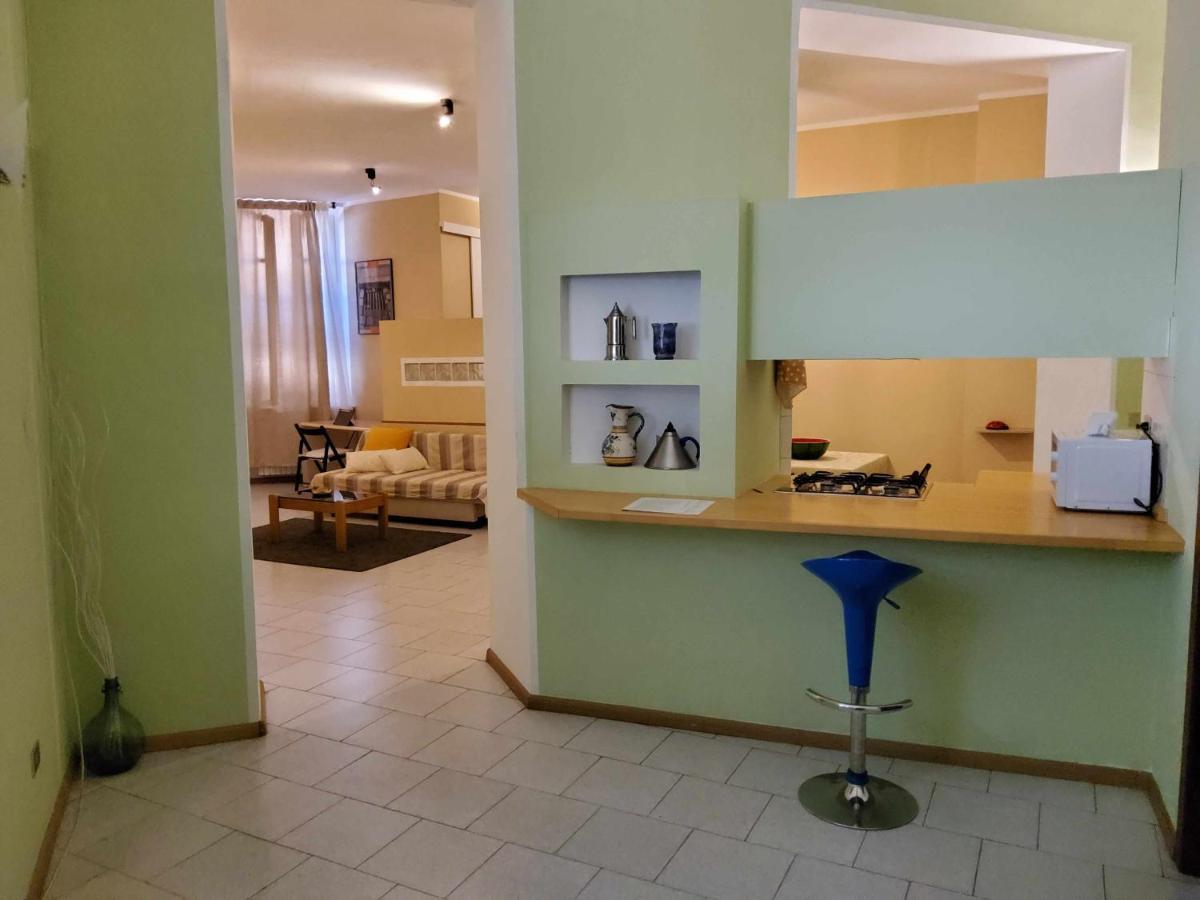 شقة آستي  في Antica Casa Oddone المظهر الخارجي الصورة